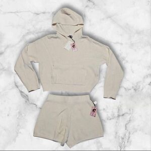 Sincerely Jules Size Large Cream Colored Short & Hoodie Set